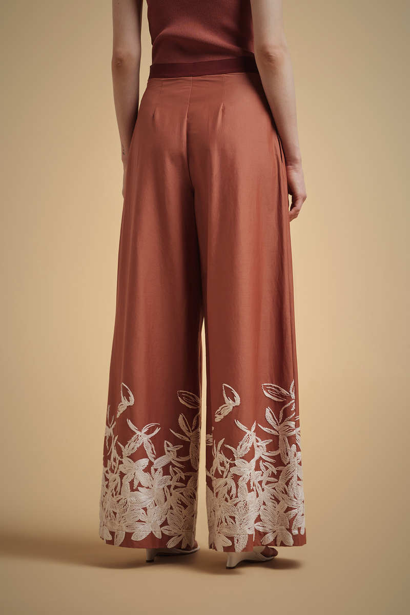 Pant embroidery flower he