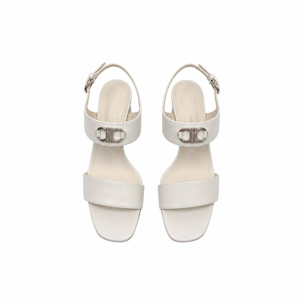Salvatore Ferragamo | Zapato de salón Vara L Black 